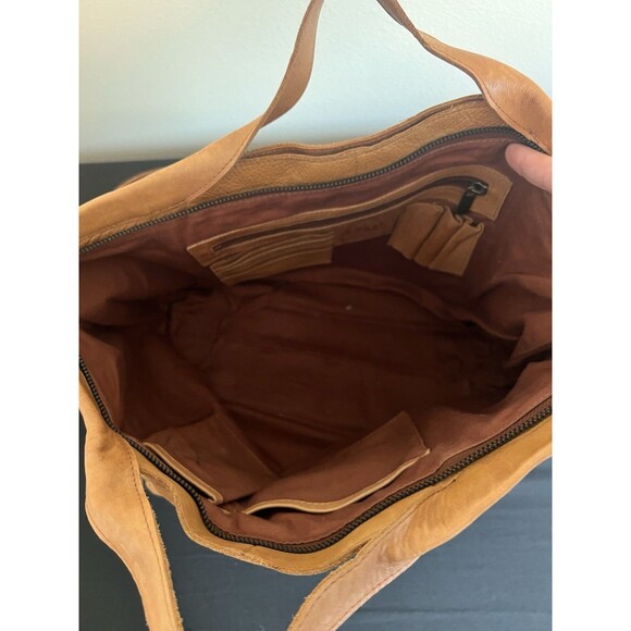 Latico Leathers Martine Large Leather Tote Bag With Crossbody / Shoulder Strap - Picture 7 of 10